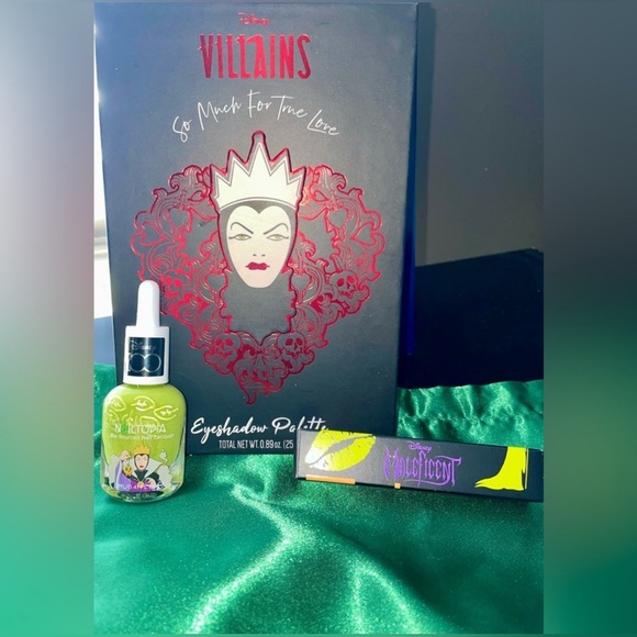 Disney Villains SO MUCH FOR LOVE SET